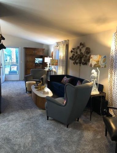 196 Mercury St, Palm Springs, CA 92264-4915