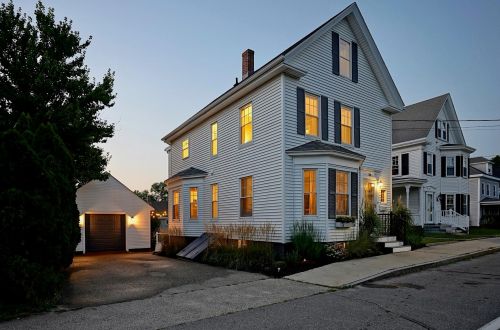 105 Middle Rd, Portsmouth, NH 03801-4803