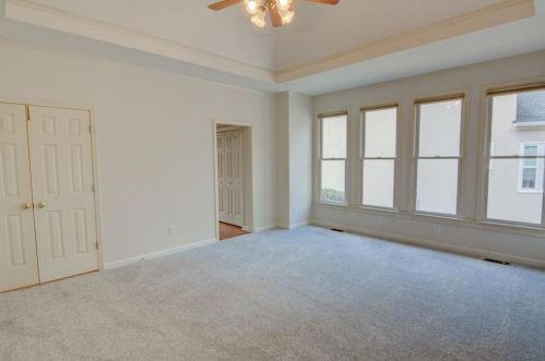 305 Hunting View Ct, Atlanta GA  30328-2779 exterior