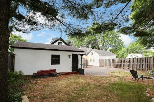 2209 2nd St, Saint Paul MN  55110-3204 exterior