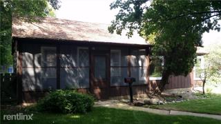 230 Hillside Rd, Hoffman Estates IL  60010-4919 exterior