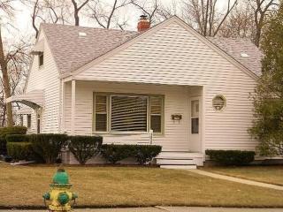 1835 Ridgeland Rd, Rockford, IL 61108-6319