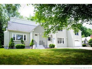 93 Washington Rd, Cromwell, CT 06416-1252