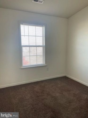 9 Witherspoon Ct, Falling Waters WV  25419-4697 exterior