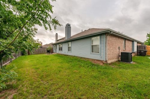 3620 Clearbrook Dr, Fort Worth TX  76123-2318 exterior