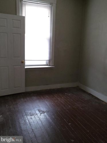 1940 23 St, Philadelphia PA 19145-2601 exterior