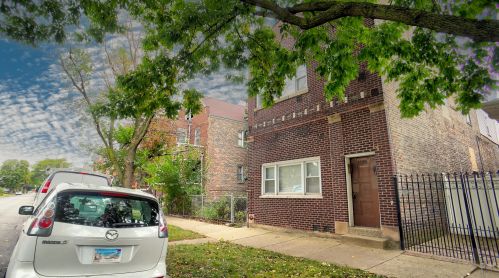 4504 Sacramento Ave, Chicago, IL 60625-3830