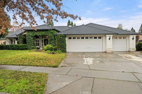 2350 Burlingame Dr, Chico, CA 95928-9422