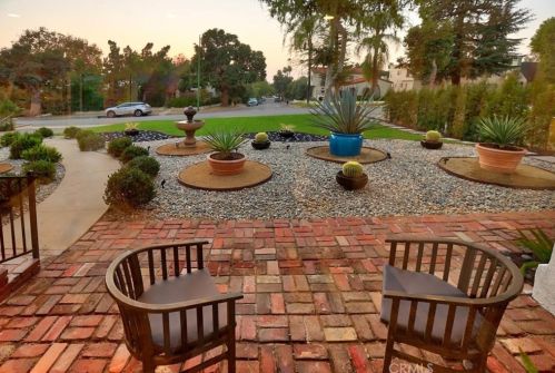 1622 Virginia Ave, Glendale CA  91202-1246 exterior