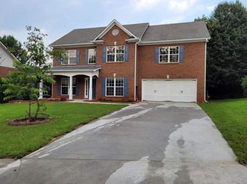 523 Cliffglen Way, Lilburn, GA 30047-2751