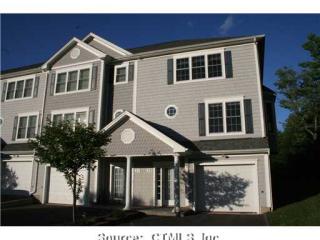 32 Songbird Ln, Farmington, CT 06032-3442