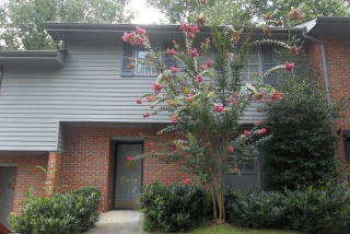 1913 Meadowbrook Cir, Dalton, GA 30720-7062