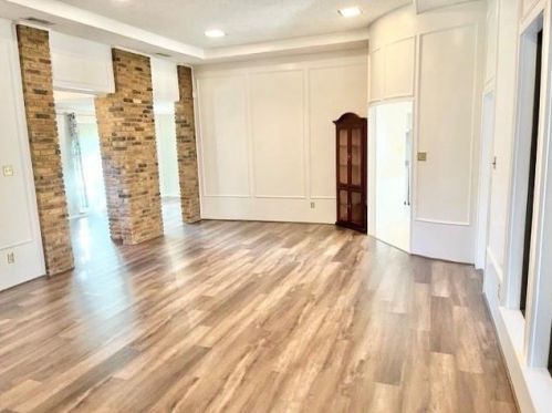 2109 Cross Bend Rd, Plano TX  75023-6410 exterior