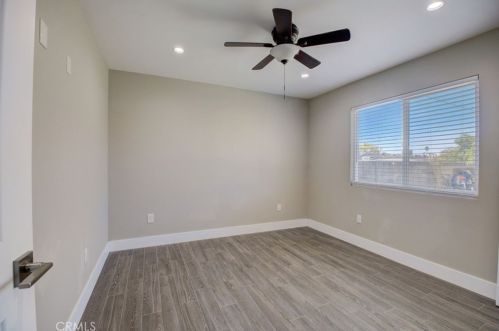 1518 Cochran St, Simi Valley CA 93065-2047 exterior