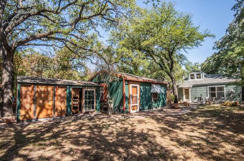 2334 Lotus Ave, Fort Worth TX  76111-1636 exterior