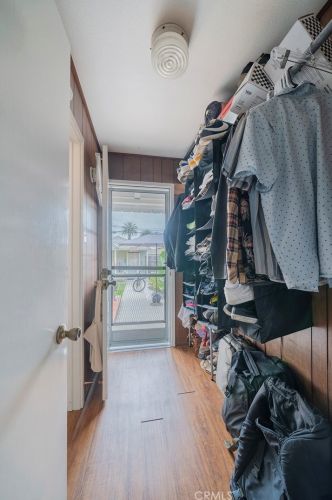 624 15th St, Huntington Beach CA  92648-4048 exterior