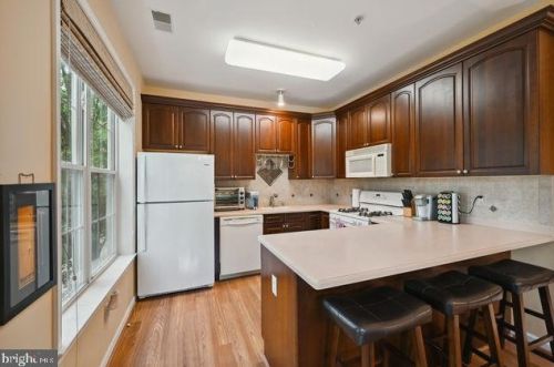 114 Kyle Way, Trenton NJ 08628-2525 exterior