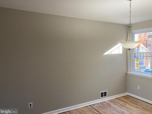 3826 Fairmount Ave, Philadelphia PA  19104-1820 exterior