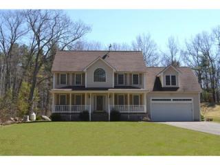 26 Wilson Rd, Londonderry, NH 03053-2207
