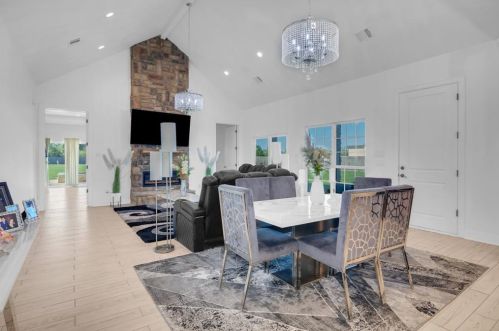 6210 Canvasback Ln, Richmond TX 77471-7505 exterior