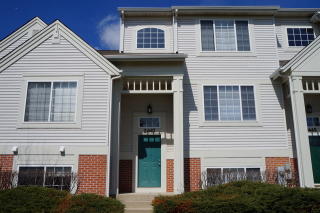 2447 Daybreak Ct, Hoffman Estates, IL 60123-8847