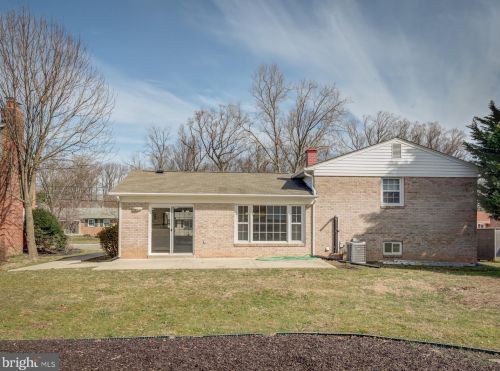 13309 Foxhall Dr, Silver Spring MD exterior