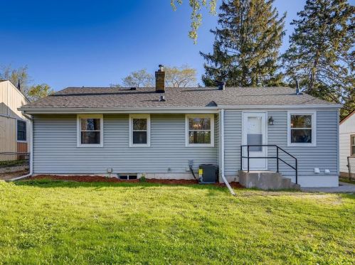 1648 Idaho Ave, Saint Paul MN  55106-1318 exterior