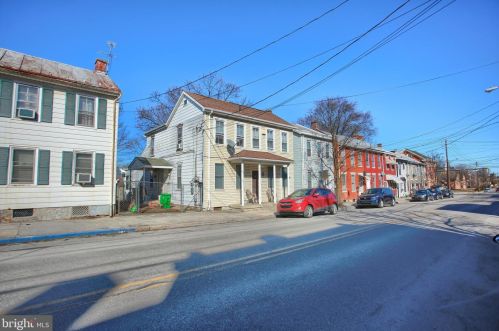 155 North St, Carlisle PA  17013-2431 exterior