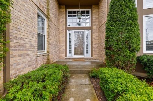 465 Blue Ash Dr, Buffalo Grove, IL 60089-6313