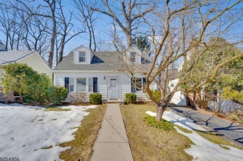 19 Hillcrest Ave, Morristown, NJ 07960-5052