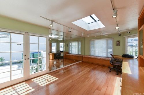 15 Sunrise, Irvine CA  92603-3719 exterior