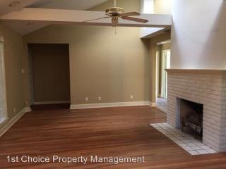 101 Linden Ln, Fort Worth TX  76107-1764 exterior