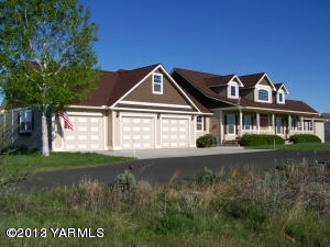 191 Songbird Way, Yakima, WA 98908-8763