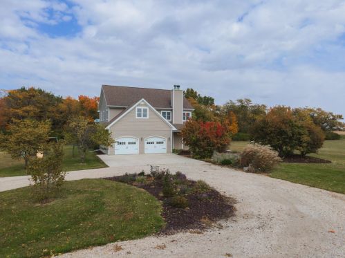 493 Reaba Ave, Congerville, IL 61729-9503