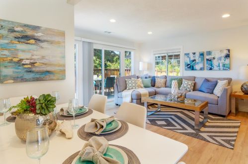 412 Monterey Ave, Capitola CA  95010-3614 exterior