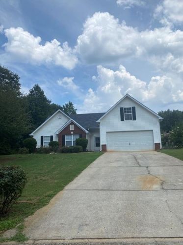 190 Hugh Dr, Porterdale, GA 30016-9031