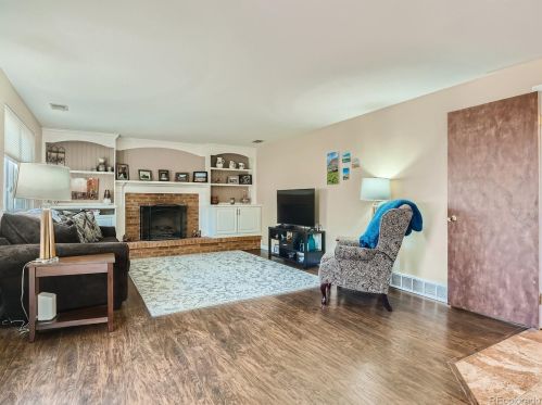 3911 21st Street Rd, Greeley CO  80634-3923 exterior