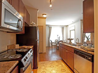 11805 Meadowglen Ln, Houston TX  77082-2757 exterior