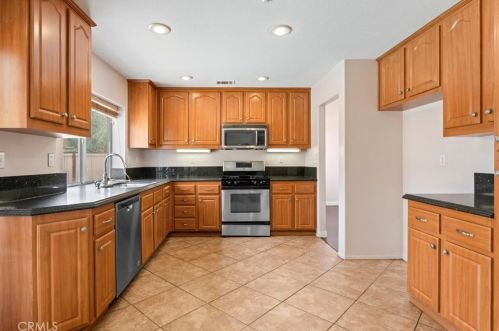 7642 Northrop Dr, Riverside CA  92508-6074 exterior