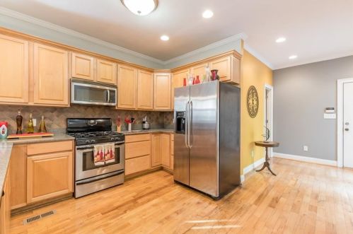 1758 Marietta Rd, Atlanta GA  30318-2735 exterior