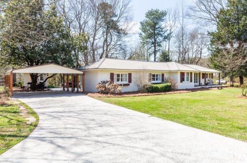 286 Mulberry Rock Rd, Temple, GA 30179-2800