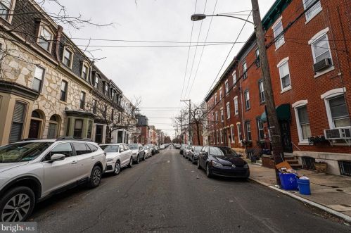 2312 Catharine St, Philadelphia, PA 19146-1706