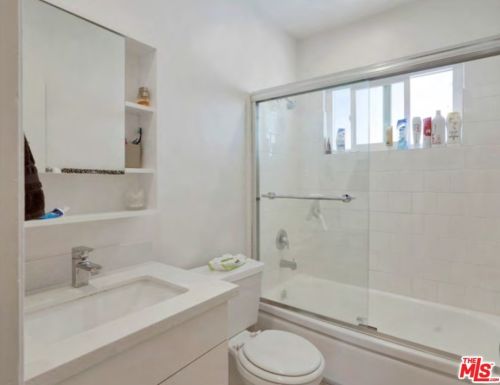 515 Chester St, Glendale CA  91203-1531 exterior