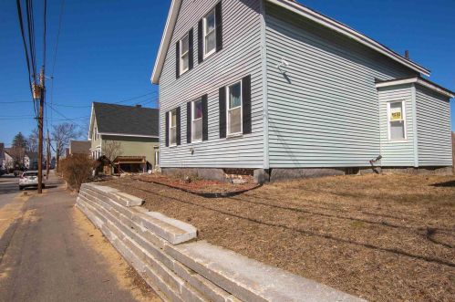 39 Bowman St, Laconia, NH 03246-3760