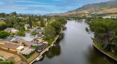 30720 Lakefront Dr, Calabasas, CA 91301-1934