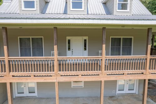 52 Stowers Rd, Dawsonville, GA 30534-6263
