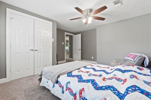 333 Woolridge Dr, Conroe TX  77301-6230 exterior