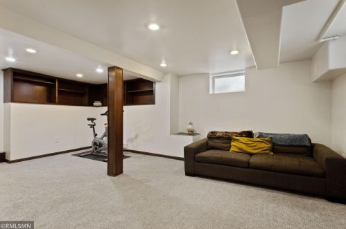 815 Hamline Ave, Saint Paul MN  55104-1300 exterior