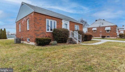 6420 Clearfield St, Harrisburg, PA 17111-4350