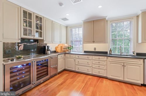 202 Marion St, Lancaster PA  17602-2758 exterior